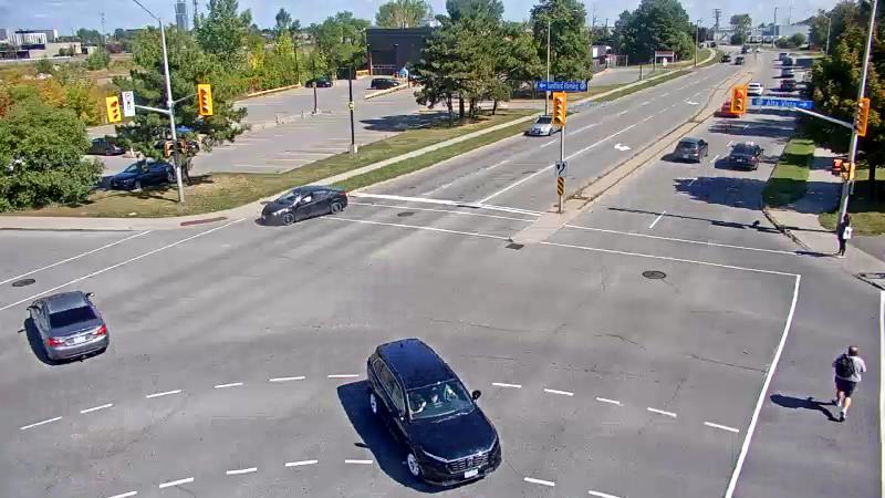 Traffic camera image at 2025-09-14 17:35:54