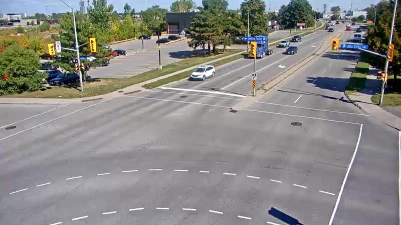 Traffic camera image at 2025-09-14 18:20:54