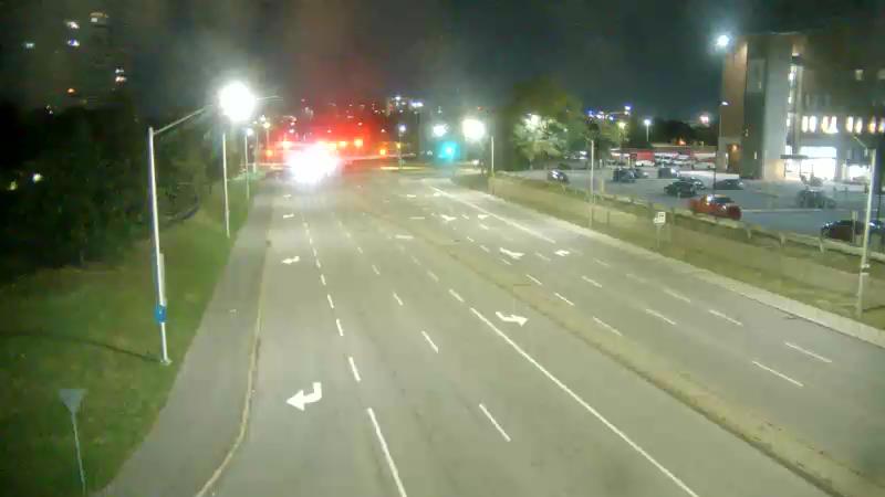 Traffic camera image at 2025-09-18 05:30:52