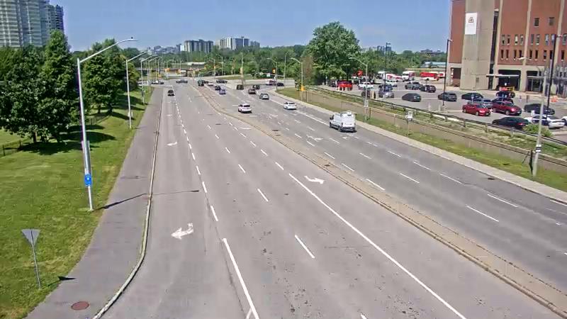 Traffic camera image at 2025-06-30 15:50:56