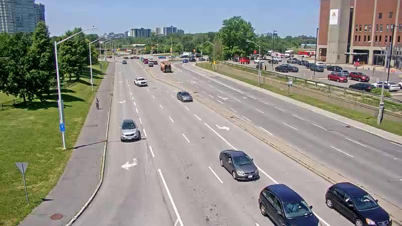 Traffic camera image at 2025-06-30 16:20:51