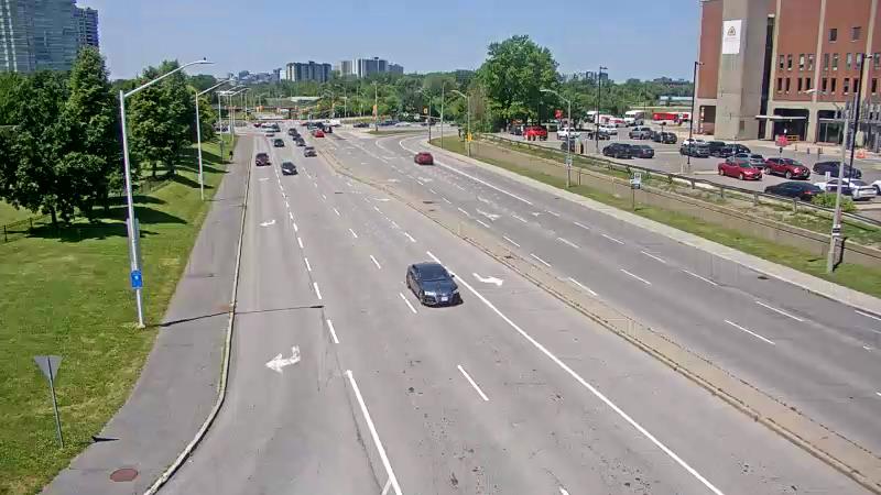 Traffic camera image at 2025-06-30 16:31:02
