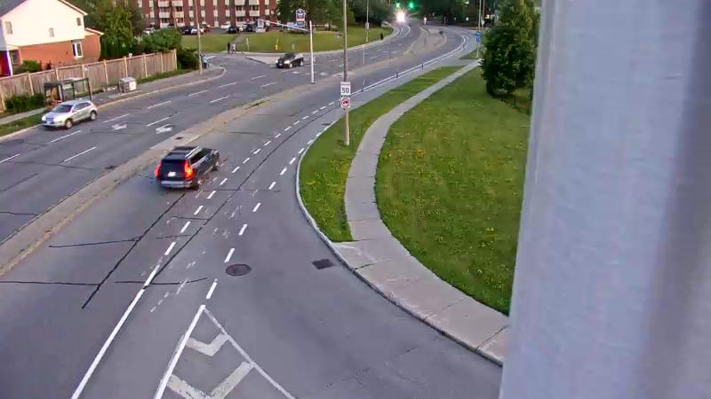 Traffic camera image at 2025-07-04 01:01:16