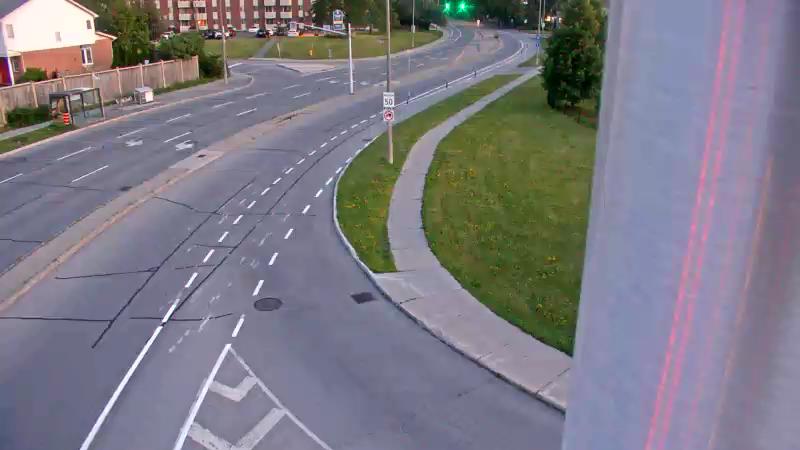 Traffic camera image at 2025-07-04 01:10:51