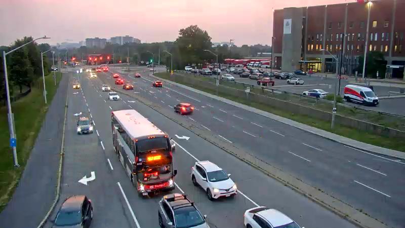 Traffic camera image at 2025-07-31 00:35:50