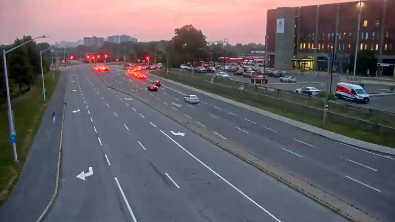 Traffic camera image at 2025-07-31 00:40:48