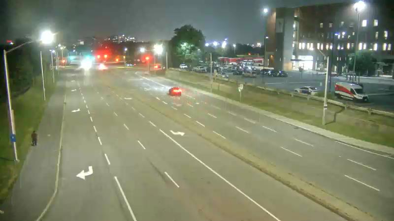 Traffic camera image at 2025-07-31 01:45:53