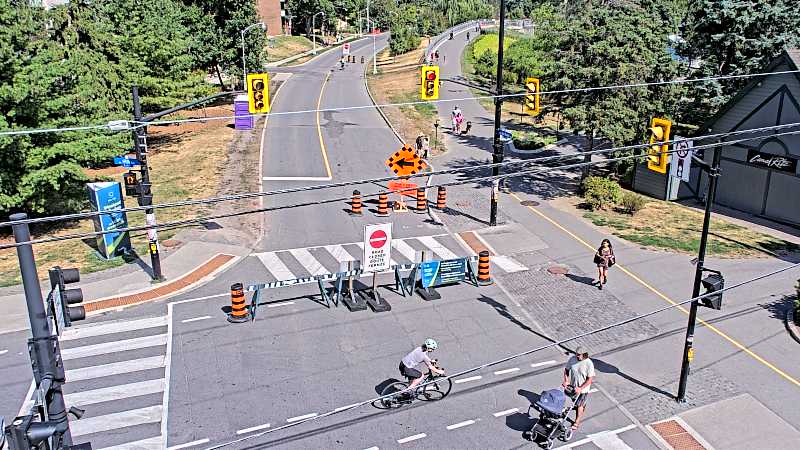 Traffic camera image at 2025-08-24 15:15:55