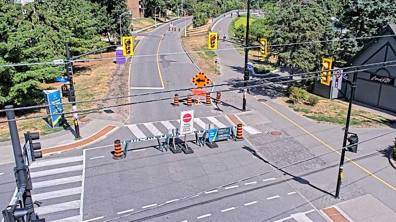 Traffic camera image at 2025-08-24 15:25:55