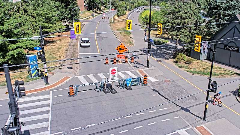 Traffic camera image at 2025-08-24 15:40:54