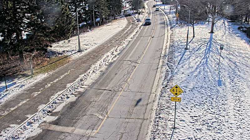 Traffic camera image at 2024-12-21 16:00:51