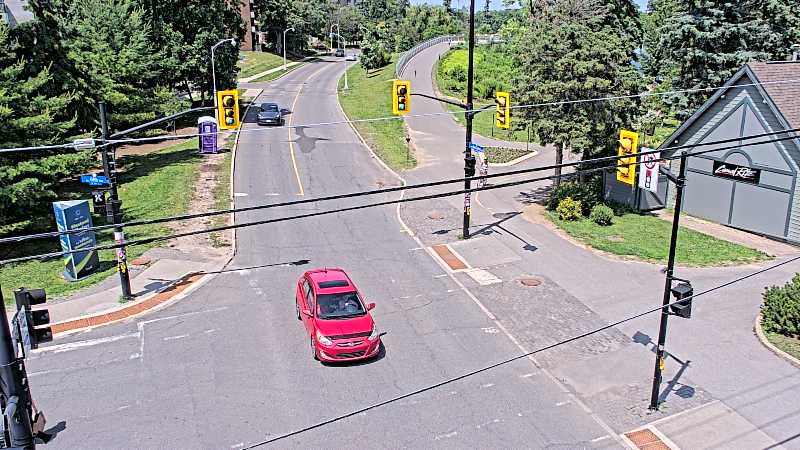 Traffic camera image at 2025-06-30 18:05:59