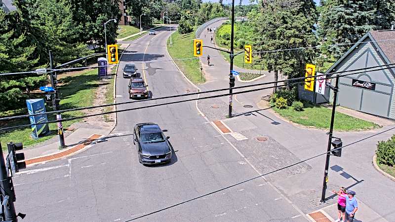 Traffic camera image at 2025-06-30 18:46:01