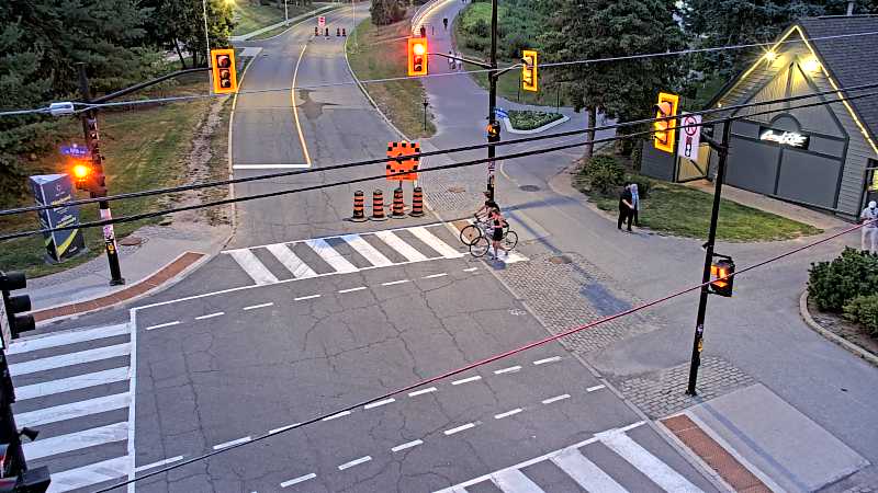 Traffic camera image at 2025-07-31 00:50:48