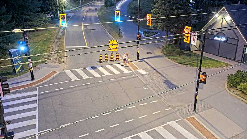 Traffic camera image at 2025-07-31 01:00:53