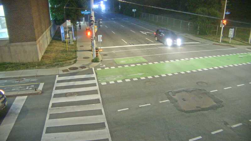 Traffic camera image at 2025-07-31 01:10:53