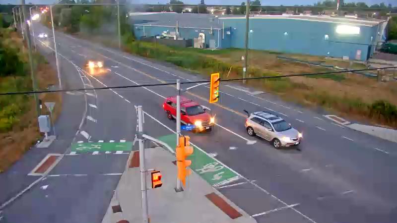 Traffic camera image at 2025-08-25 00:05:56