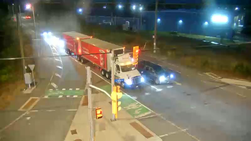 Traffic camera image at 2025-08-25 00:35:51