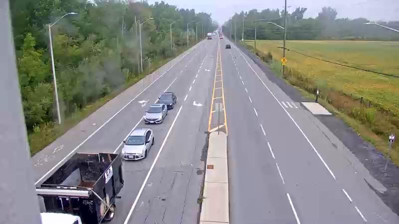 Traffic camera image at 2025-09-05 11:40:52