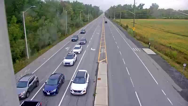 Traffic camera image at 2025-09-05 12:10:52