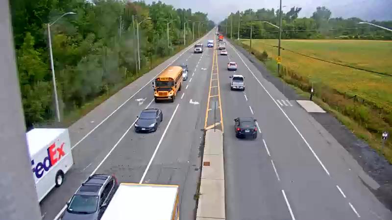 Traffic camera image at 2025-09-05 12:15:52