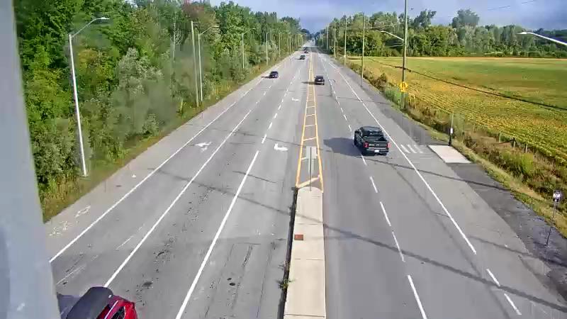 Traffic camera image at 2025-09-05 12:46:05