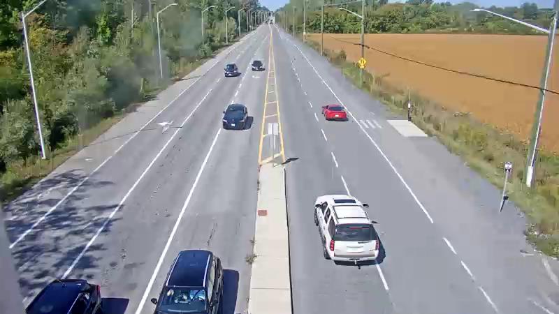 Traffic camera image at 2025-09-14 17:25:50