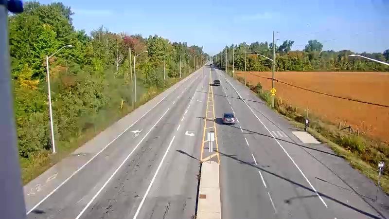 Traffic camera image at 2025-09-17 13:35:55