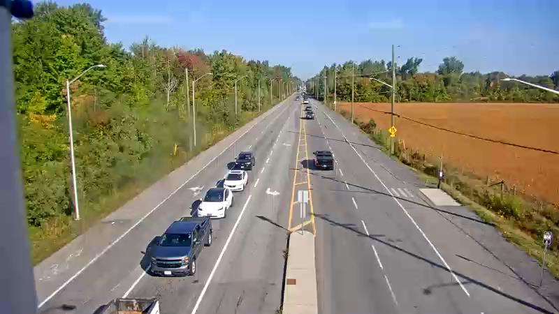 Traffic camera image at 2025-09-17 13:40:55
