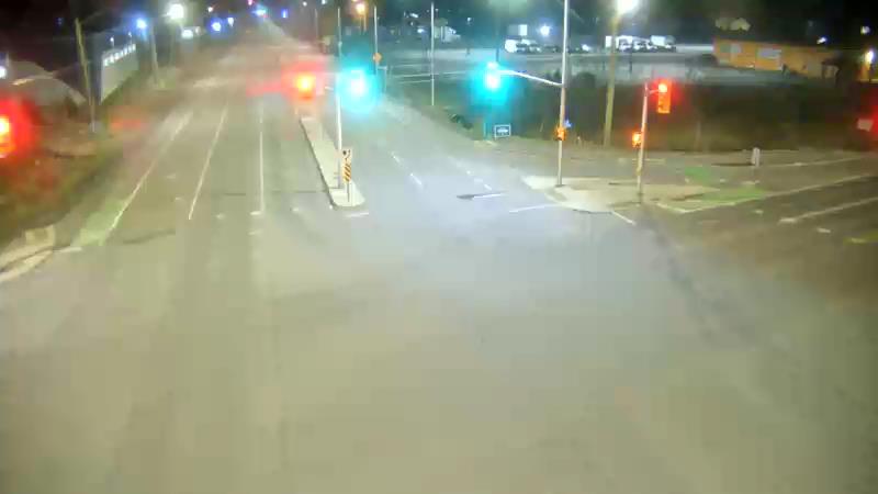 Traffic camera image at 2025-04-25 07:36:08