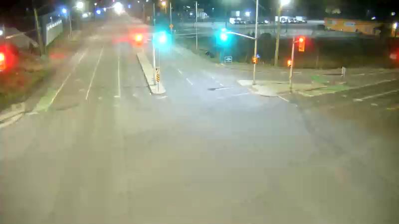 Traffic camera image at 2025-04-25 07:40:30