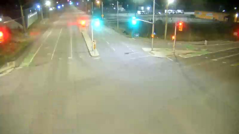 Traffic camera image at 2025-04-25 08:05:31