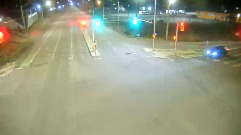Traffic camera image at 2025-04-25 08:20:39