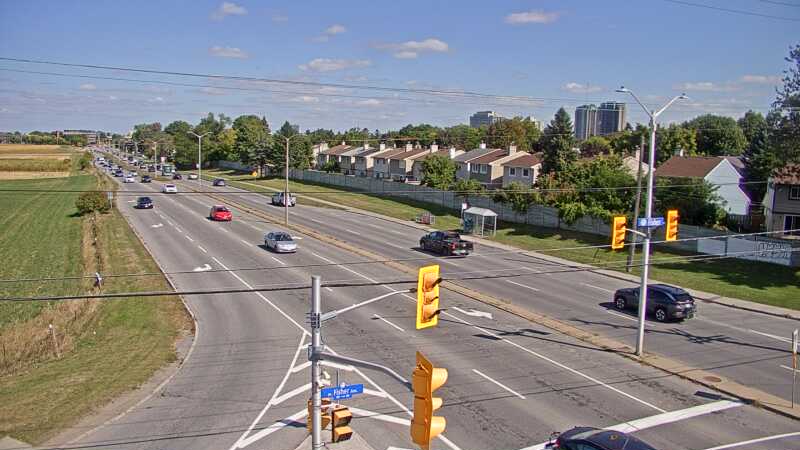Traffic camera image at 2025-09-14 18:15:57