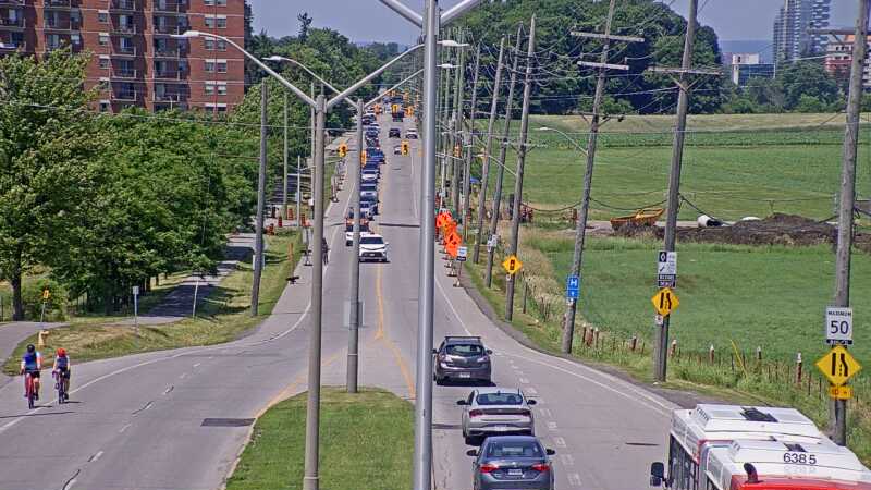 Traffic camera image at 2025-06-30 17:31:08
