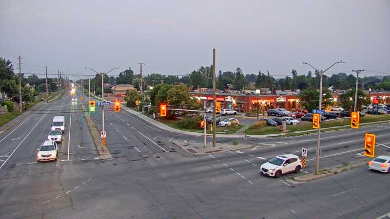 Traffic camera image at 2025-07-31 00:35:50