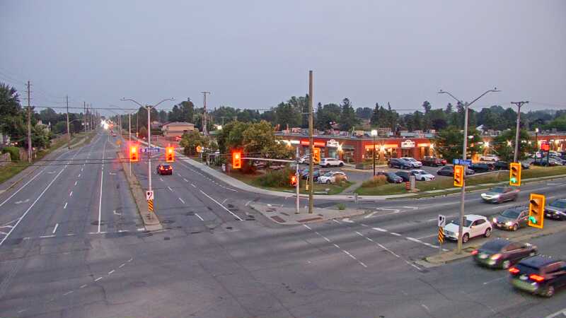 Traffic camera image at 2025-07-31 00:40:49