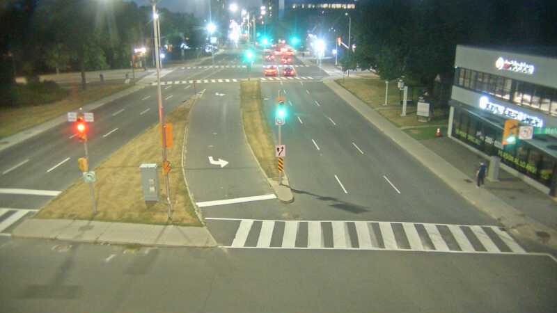 Traffic camera image at 2025-08-25 00:35:09