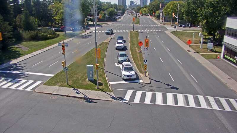 Traffic camera image at 2025-09-14 17:30:09