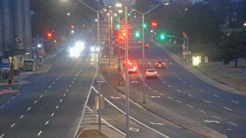 Traffic camera image at 2025-03-25 10:40:11