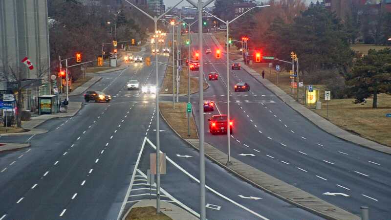 Traffic camera image at 2025-03-25 11:05:08