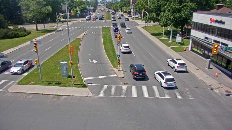Traffic camera image at 2025-06-30 16:15:10
