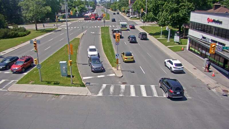 Traffic camera image at 2025-06-30 16:25:08