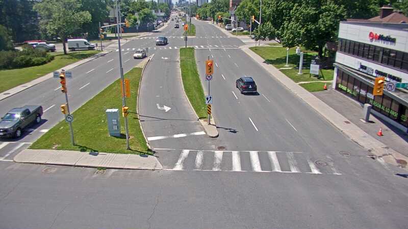 Traffic camera image at 2025-06-30 17:00:14