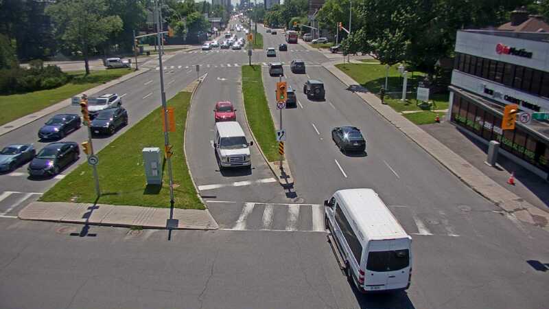 Traffic camera image at 2025-06-30 18:55:12