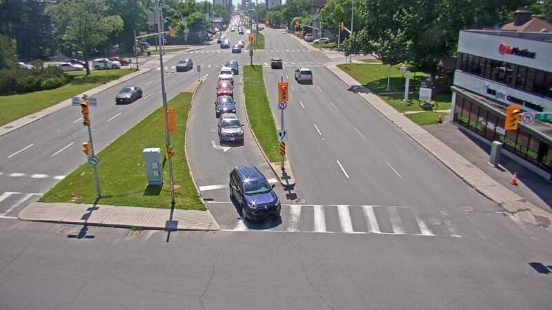 Traffic camera image at 2025-06-30 19:00:10