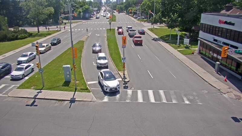 Traffic camera image at 2025-06-30 19:15:11