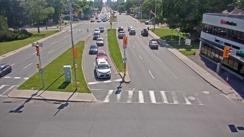 Traffic camera image at 2025-06-30 20:05:11