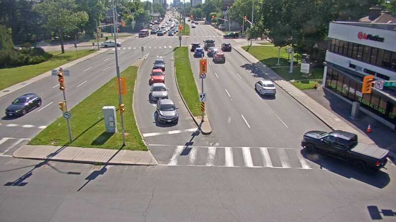 Traffic camera image at 2025-06-30 20:20:20