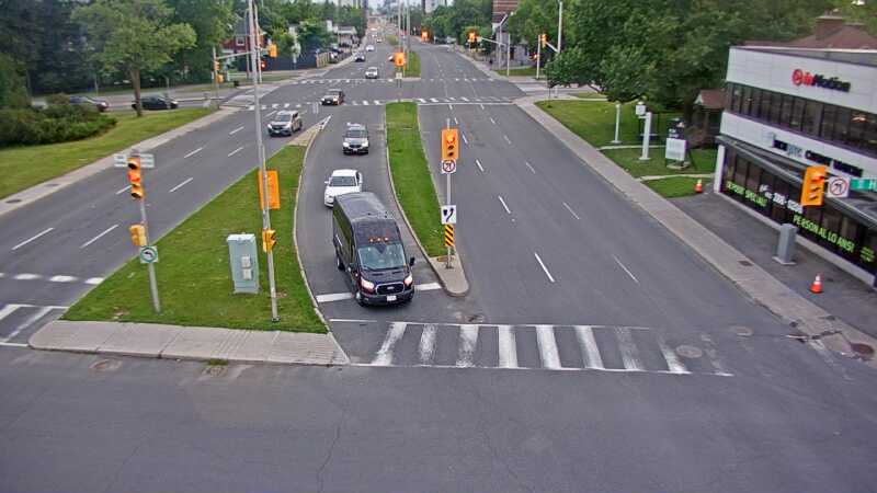 Traffic camera image at 2025-06-30 23:40:08